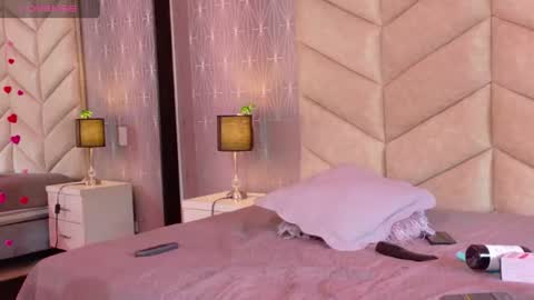 nyxvelvet1 online show from 07-28-26, 03:54