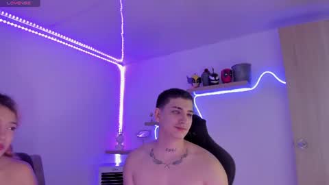 obanai and mitsuri online show from 06-27-26, 02:49