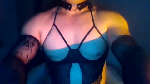 Snapshot of obscuraboy chatting on 06-14-26, 12:19 Doxy online show from 06-14-26, 12:19