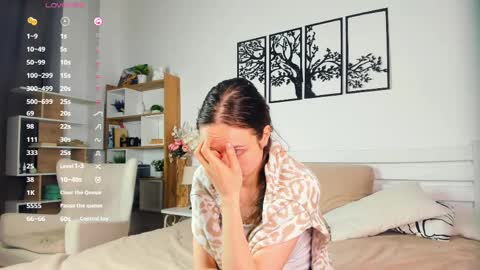 Elis online show from 04-18-26, 06:45