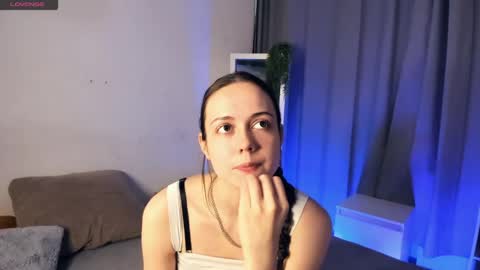 Snapshot of obsidiva chatting on 05-23-26, 02:10 Elis online show from 05-23-26, 02:10