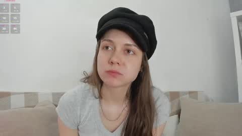 Snapshot of obsidiva chatting on 05-28-26, 02:36 Elis online show from 05-28-26, 02:36