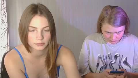 Snapshot of obsos_2 chatting on 10-15-25, 12:38 DeXsa online show from 10-15-25, 12:38