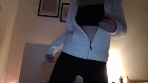 Snapshot of ocean_eyess_ chatting on 11-30-25, 06:56 Kate my ONLYFANS katy ocean online show from 11-30-25, 06:56