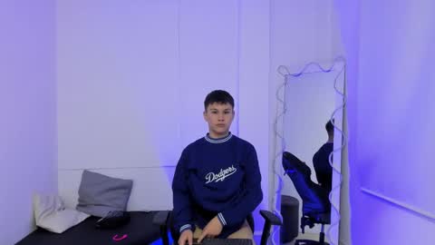 ocean_tay online show from 03-09-25, 12:00