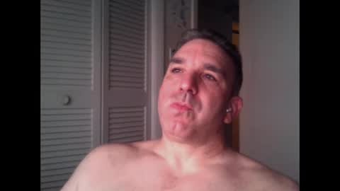 Snapshot of oceanmanx chatting on 09-21-25, 03:30 Ocean online show from 09-21-25, 03:30