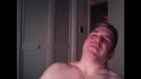 Snapshot of oceanmanx chatting on 09-22-25, 02:02 Ocean online show from 09-22-25, 02:02