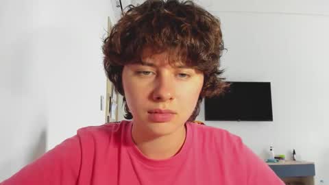 Evie online show from 11-29-25, 05:54