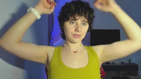 Evie online show from 12-05-25, 10:13