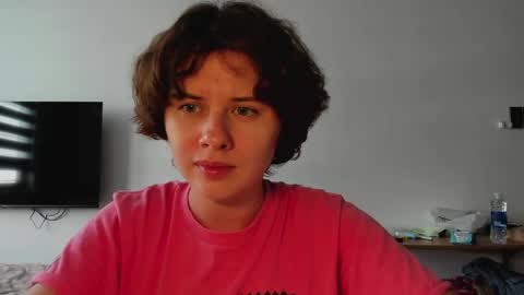 Evie online show from 04-15-26, 09:05