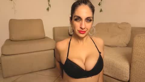 Daniela Dany online show from 05-06-26, 07:02