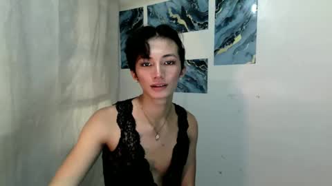 Snapshot of odelaxox1 chatting on 05-24-26, 06:29 Odela online show from 05-24-26, 06:29
