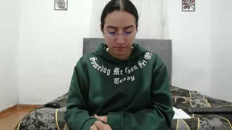 Val online show from 03-09-26, 02:21