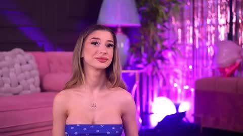 Odette online show from 03-25-26, 06:19