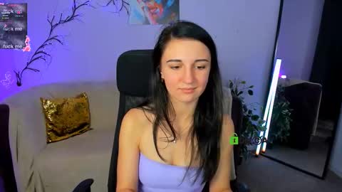 Snapshot of odri_sweet chatting on 09-26-25, 07:56 odri_sweet online show from 09-26-25, 07:56