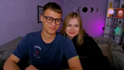 Snapshot of odri_sweet chatting on 10-11-25, 07:01 odri_sweet online show from 10-11-25, 07:01