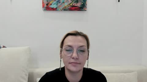 Snapshot of oeigesmik chatting on 03-30-26, 10:16 oeigesmik online show from 03-30-26, 10:16