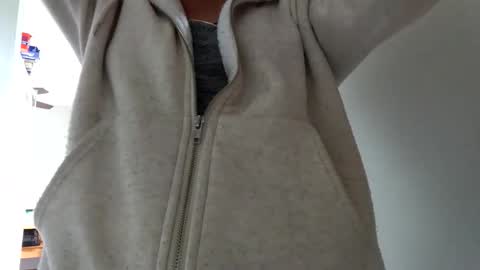 Snapshot of ofbeautifuldisasterrrr chatting on 10-22-25, 04:51 onlyfansbeautifuldisasterrrr online show from 10-22-25, 04:51