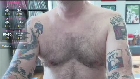 Snapshot of office_dad chatting on 04-10-26, 05:39 Office Dad online show from 04-10-26, 05:39