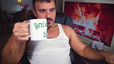 Snapshot of officeman7 chatting on 12-05-24, 05:06 officeman7 online show from 12-05-24, 05:06