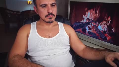 Snapshot of officeman7 chatting on 12-28-24, 05:46 officeman7 online show from 12-28-24, 05:46