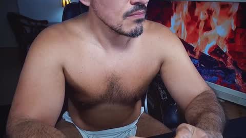 Snapshot of officeman7 chatting on 01-28-25, 08:47 officeman7 online show from 01-28-25, 08:47