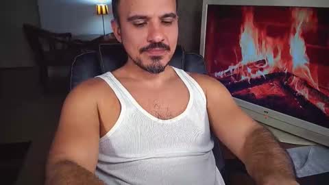 Snapshot of officeman7 chatting on 02-09-25, 07:09 officeman7 online show from 02-09-25, 07:09