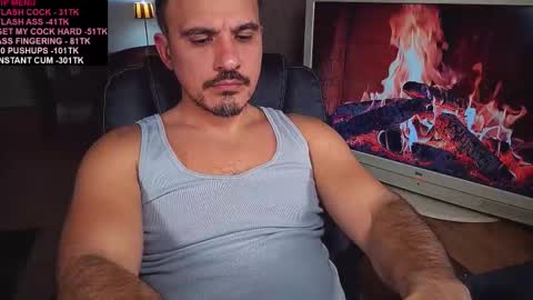 Snapshot of officeman7 chatting on 02-20-25, 04:25 officeman7 online show from 02-20-25, 04:25