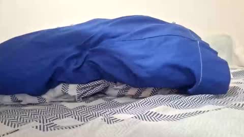 Snapshot of official_alexandrotower chatting on 11-02-25, 12:40 Alexandro Tower online show from 11-02-25, 12:40