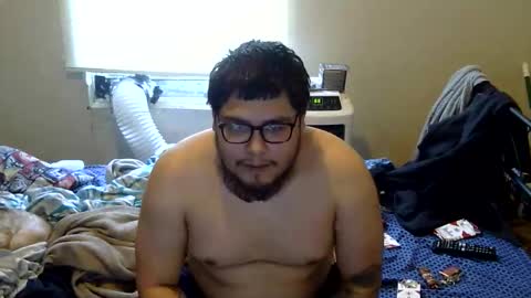 Snapshot of oflores77 chatting on 10-26-25, 01:17 oscar flores online show from 10-26-25, 01:17