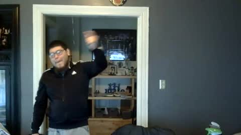 oscar flores online show from 05-16-26, 03:55