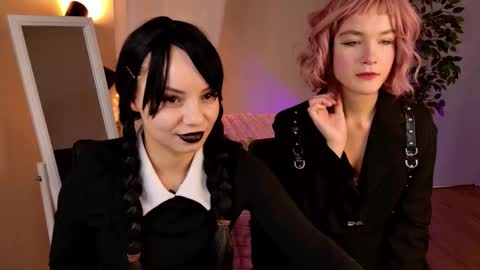 Snapshot of og_shorty chatting on 09-20-25, 03:02 Monica online show from 09-20-25, 03:02