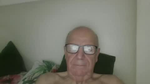 oggi95 online show from 10-19-25, 05:13