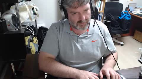 Snapshot of ogre57 chatting on 12-21-25, 04:14 Woman message me men do not make demands and dont ask for pm only ladies. online show from 12-21-25, 04:14