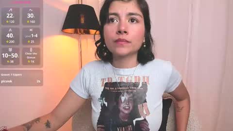  Holly  online show from 02-12-25, 02:14