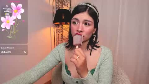  Holly  online show from 10-08-25, 11:46