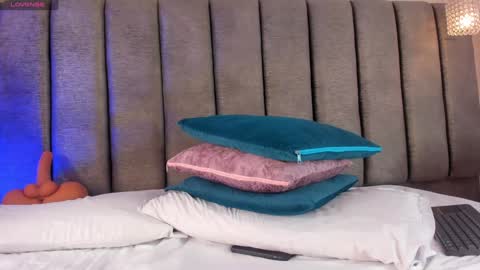 Holly online show from 01-23-25, 07:51