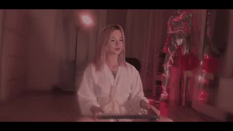 your dear Lilith Chapman online show from 09-15-25, 07:25