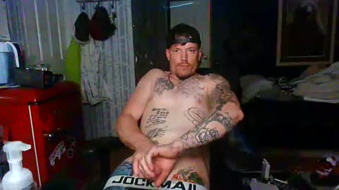 Snapshot of oh_you_know69 chatting on 04-30-26, 06:53 who dares toss me some tips lets have fun online show from 04-30-26, 06:53