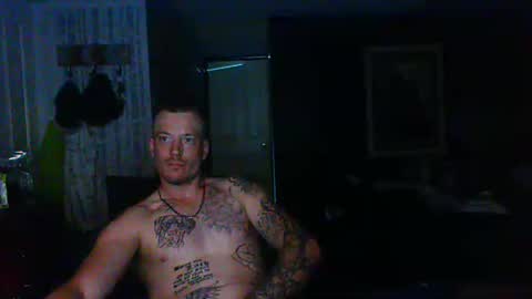 Snapshot of oh_you_know69 chatting on 05-11-26, 05:02 who dares toss me some tips lets have fun online show from 05-11-26, 05:02