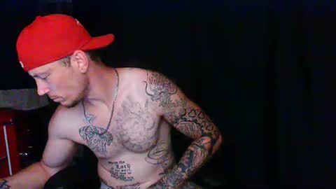 Snapshot of oh_you_know69 chatting on 06-01-26, 06:04 who dares toss me some tips lets have fun online show from 06-01-26, 06:04