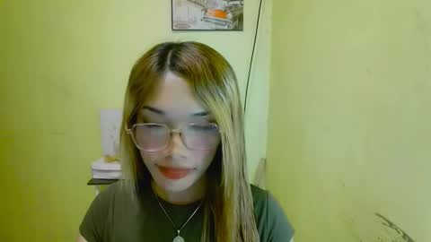 ohmyalessandraxcx online show from 12-21-25, 03:19