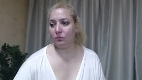 Iren online show from 06-12-26, 07:51