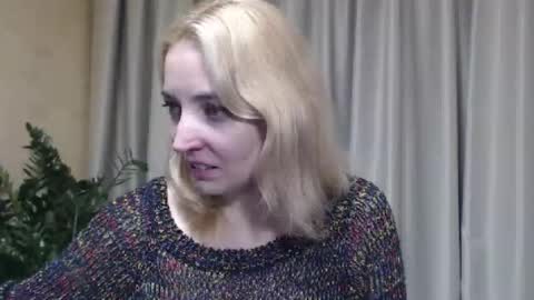 Mari online show from 10-30-25, 07:14