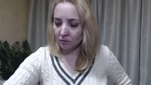 Mari online show from 03-22-26, 03:15