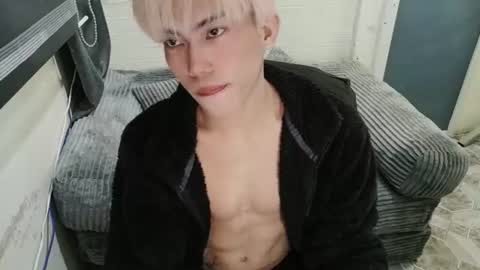 Snapshot of oishii_ii chatting on 06-17-26, 09:56 oishii online show from 06-17-26, 09:56