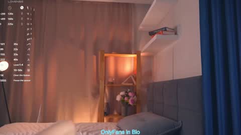 Henrietta or Rita online show from 11-27-25, 06:54