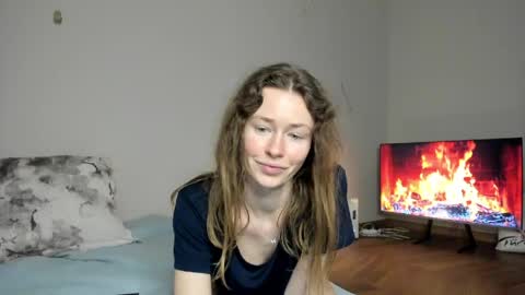 Snapshot of oksanafedorova chatting on 05-09-26, 09:20 Welcome to my fans page online show from 05-09-26, 09:20