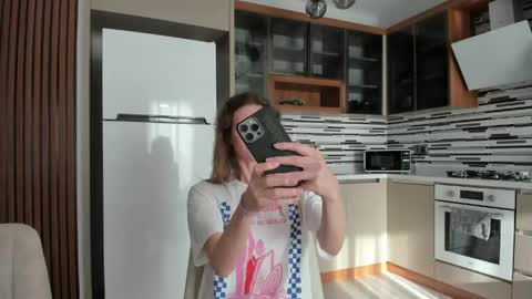 Snapshot of oksanafedorova chatting on 06-02-26, 04:03 Welcome to my fans page online show from 06-02-26, 04:03