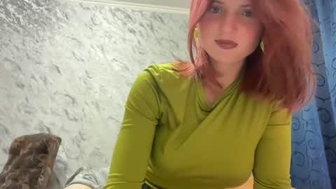 Snapshot of oktavia7777 chatting on 06-05-26, 06:57 Oktavia7777 online show from 06-05-26, 06:57